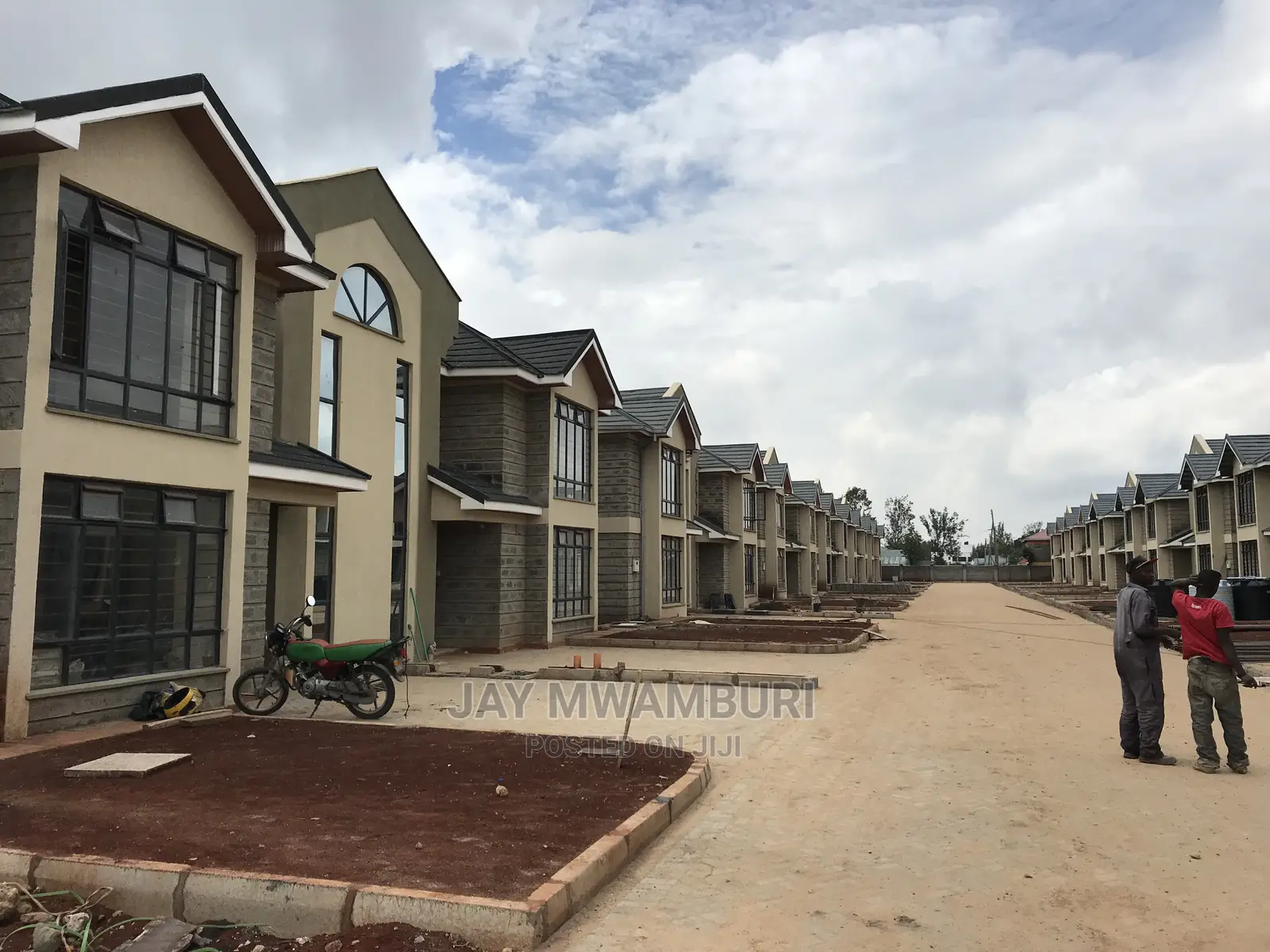 4bdrm Maisonette in Syokimau Close, Gateway Mall Area for sale
