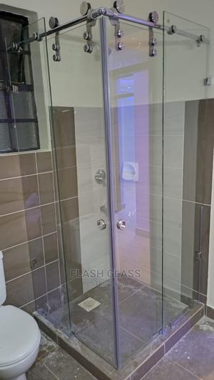 Sliding Door Shower Enclosure - thumbnail 3