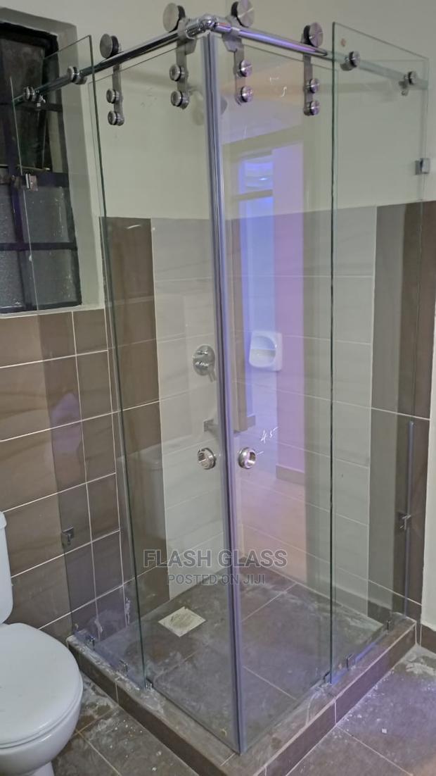 Sliding Door Shower Enclosure - thumbnail 6