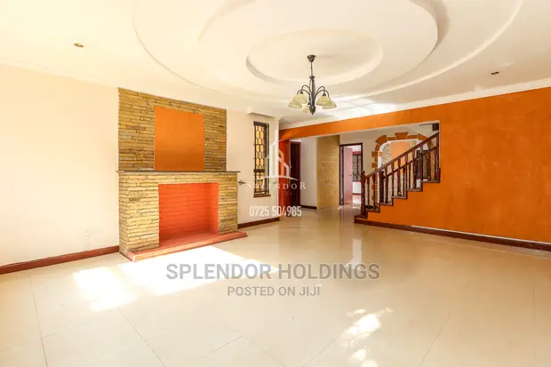 5bdrm Townhouse/Terrace in Lavington Estate, Valley Arcade for Sale