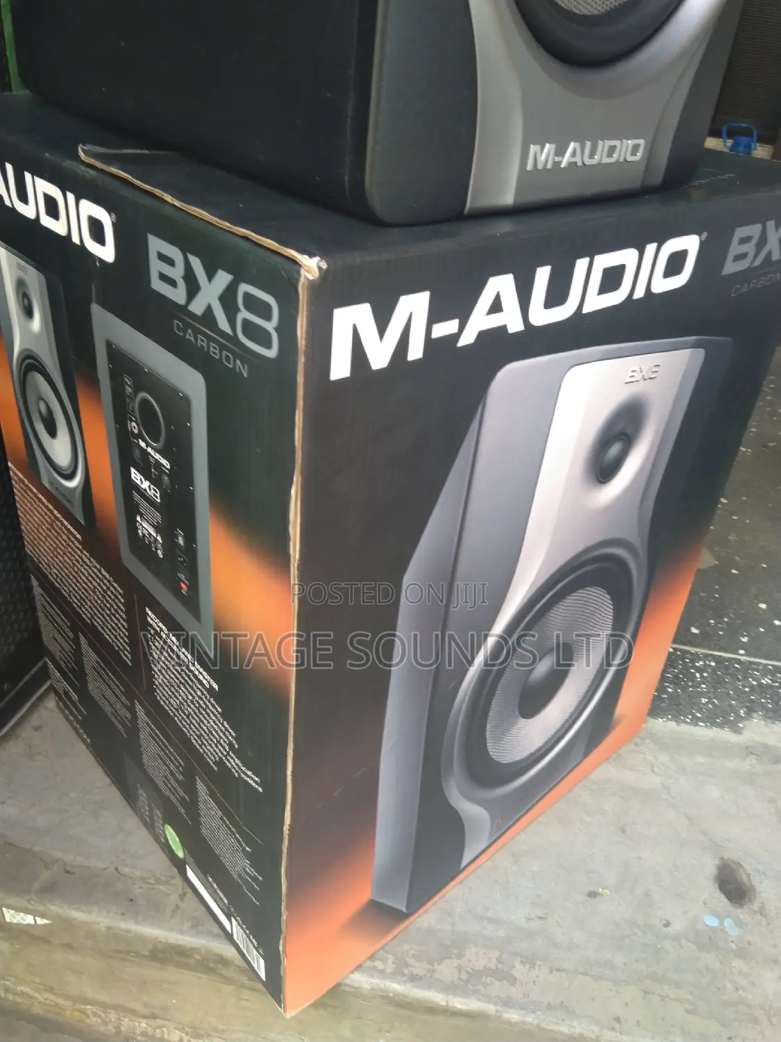 Bx8 Carbon Monitor Speakers