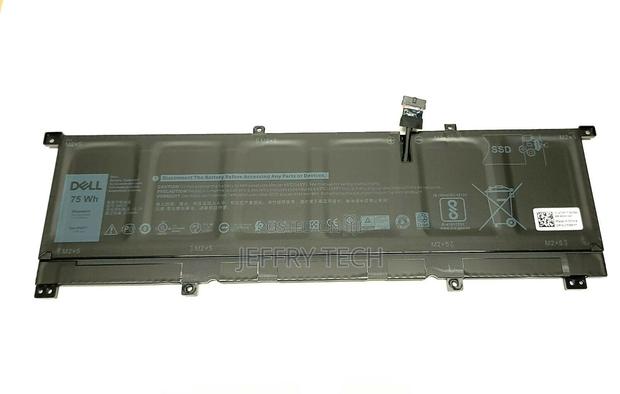 DELL VG93N WFWKK VG93N Precision 15 3520 Series Battery