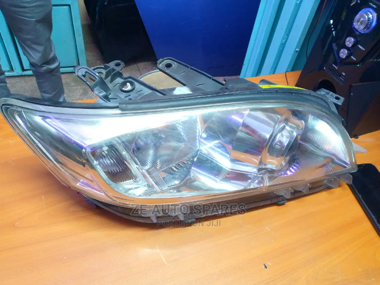 Vanguard Headlight Xenon
