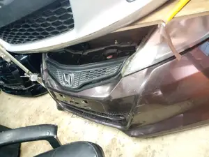 Honda Fit 2010 Non Xenon Nosecut