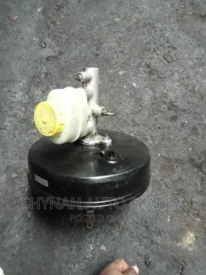 Brake Booster and Master Cylinder Nissan Sunny B15