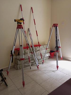 Dumpy Level Machine (Head,Tripod and Staff) - thumbnail 2