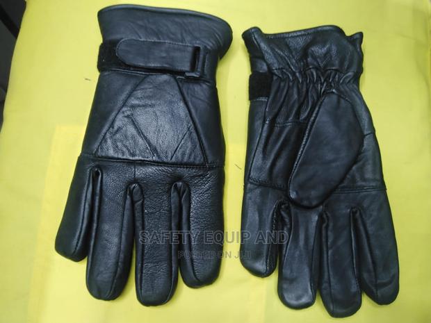 Black Leather Gloves - thumbnail 2