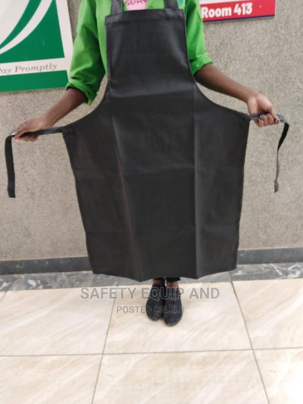 Black Pvc Aprons - thumbnail 2