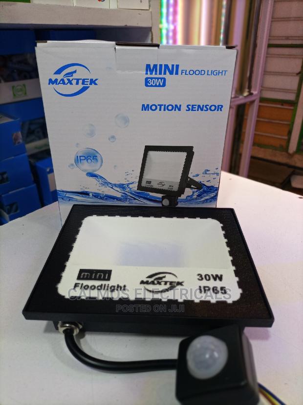 30wts Sensor Flood Lights - thumbnail 3