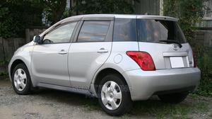 Toyota Ist 2005 Front Windscreen - main view