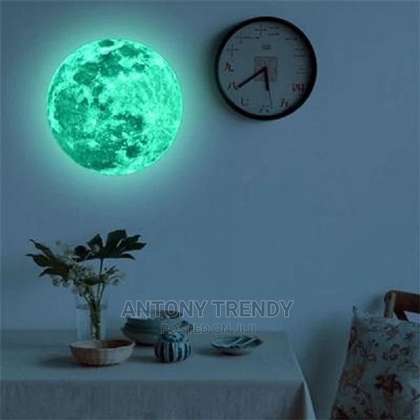 Amazing Moon Lamp.