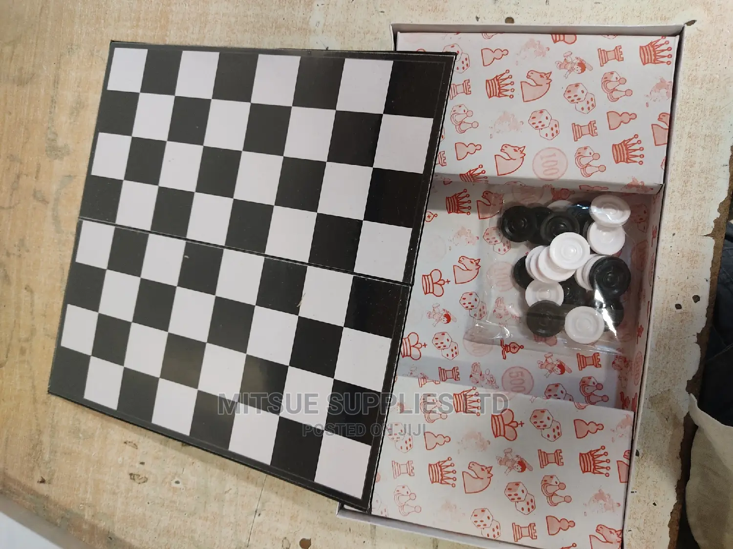 Draughts Board Game