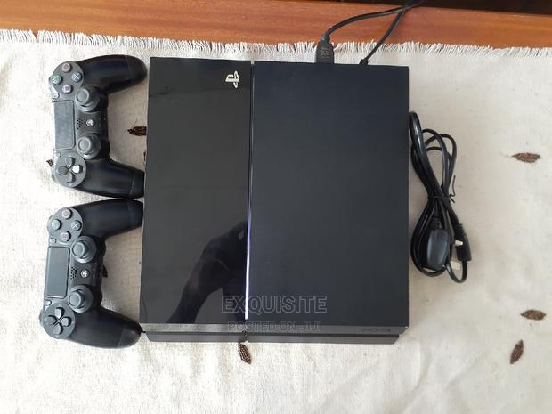 PS4 (Playstation 4 Console) - thumbnail 2