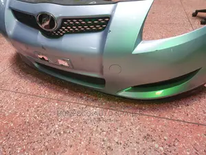 Toyota Auris 2005-8 Front Bumper Assembly