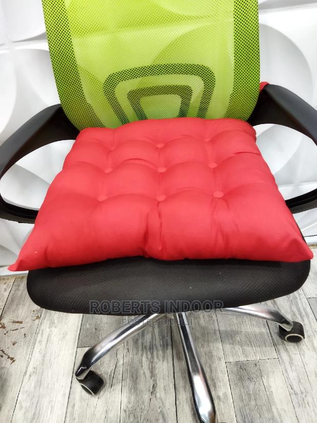 Red Elegant Chair Pad