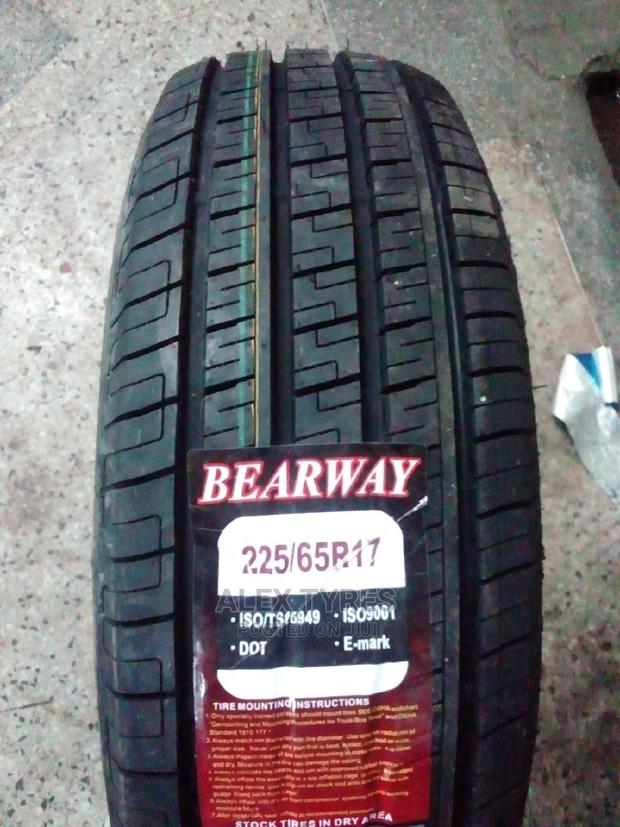 225/65r17 Bearway Tyres Made in China