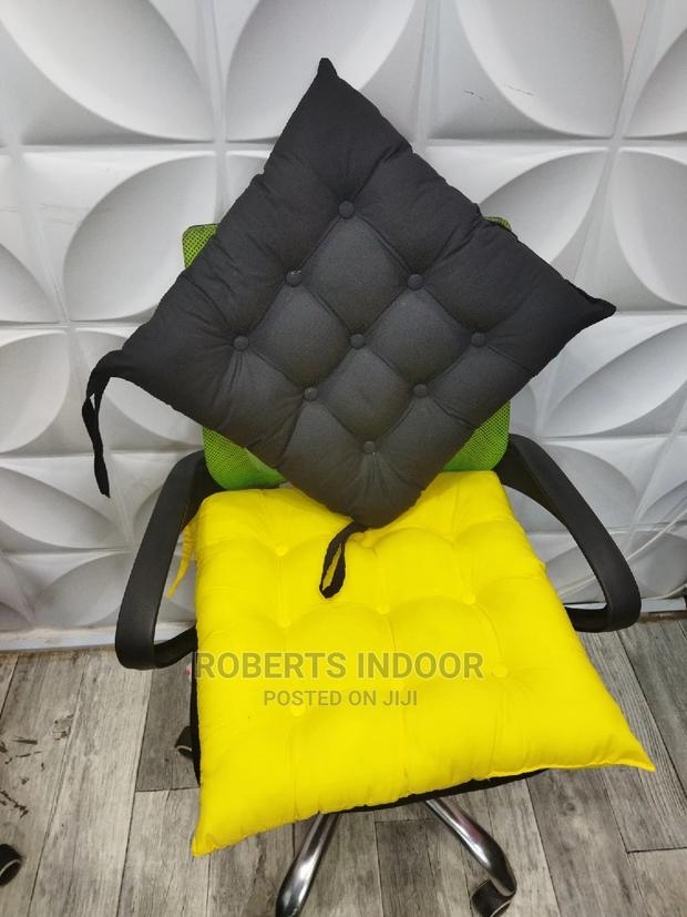 Black and Yellow Chair Pad