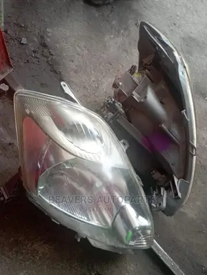 Passo 2005 Headlight