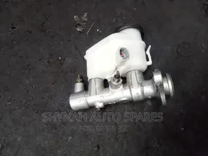Ex Japan Brake Master Cylinder for Toyota Series I.E 110