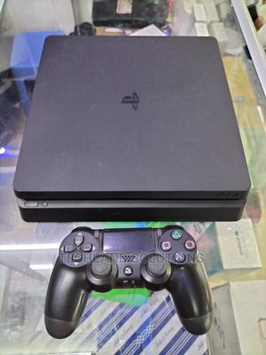 Preowned Playstation 4 , Ps4 Chipped - thumbnail 2