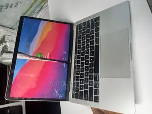 Laptop Apple MacBook Pro 4GB Intel Core I5 256GB