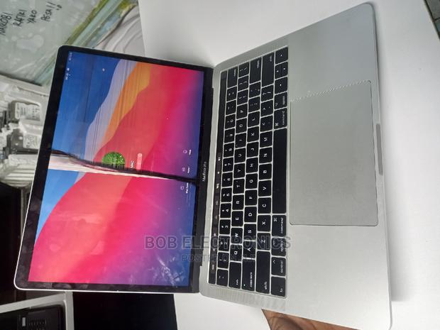 Laptop Apple MacBook Pro 4GB Intel Core I5 256GB - thumbnail 3