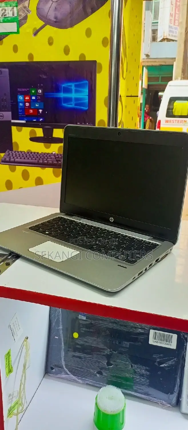 Laptop HP EliteBook 820 G3 8GB Intel Core I7 SSD 256GB