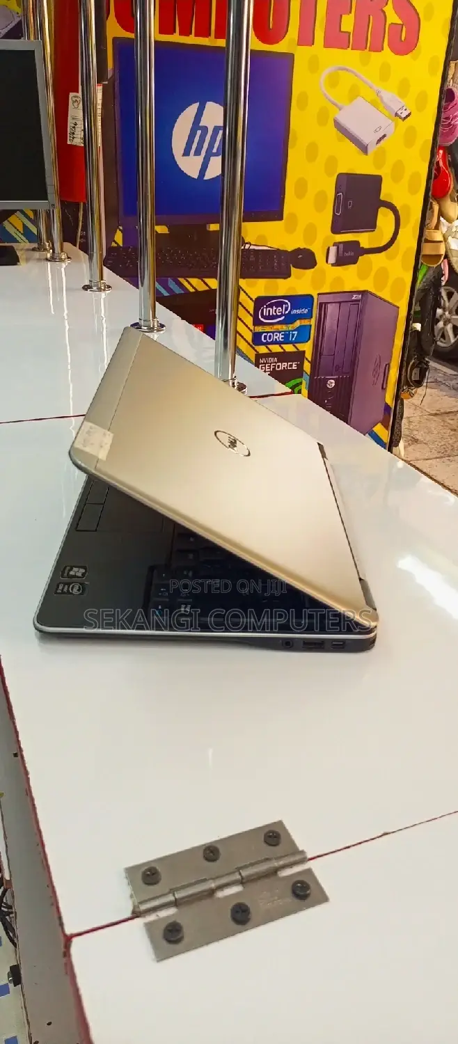 Laptop Dell Latitude E7240 8GB Intel Core I5 SSD 256GB