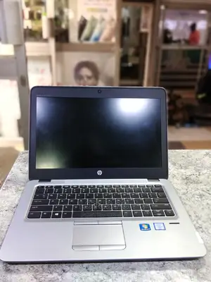 Laptop HP EliteBook 820 G3 4GB Intel Core I5 HDD 500GB