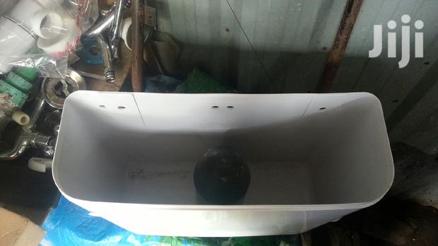 Automatic Plastic Urinal Cistern