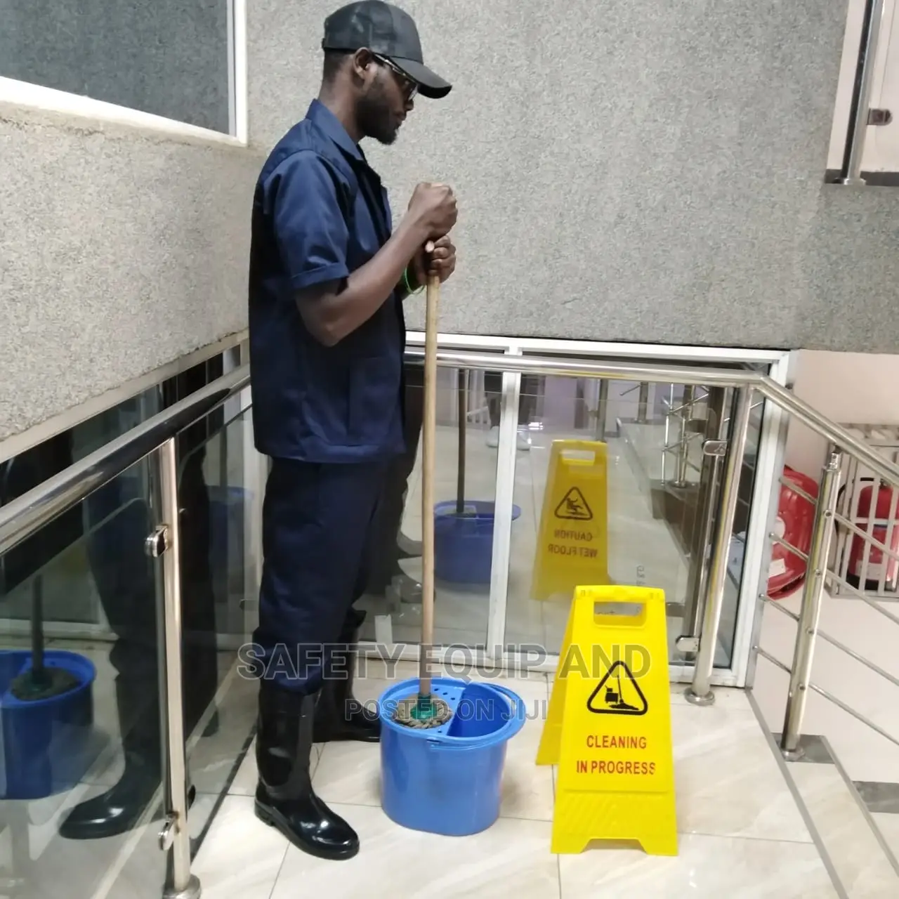 Kaunda Suite/Cleaner Uniform