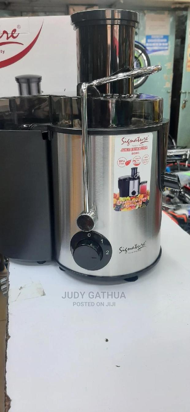 Signature Comercial Juicer