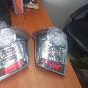 Fielder 2010 Clean Back Lights