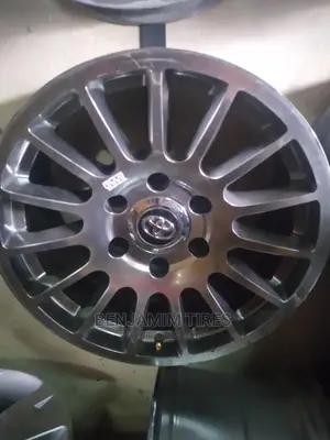 Original Rims Set Size 17 Inch 6 Holes.