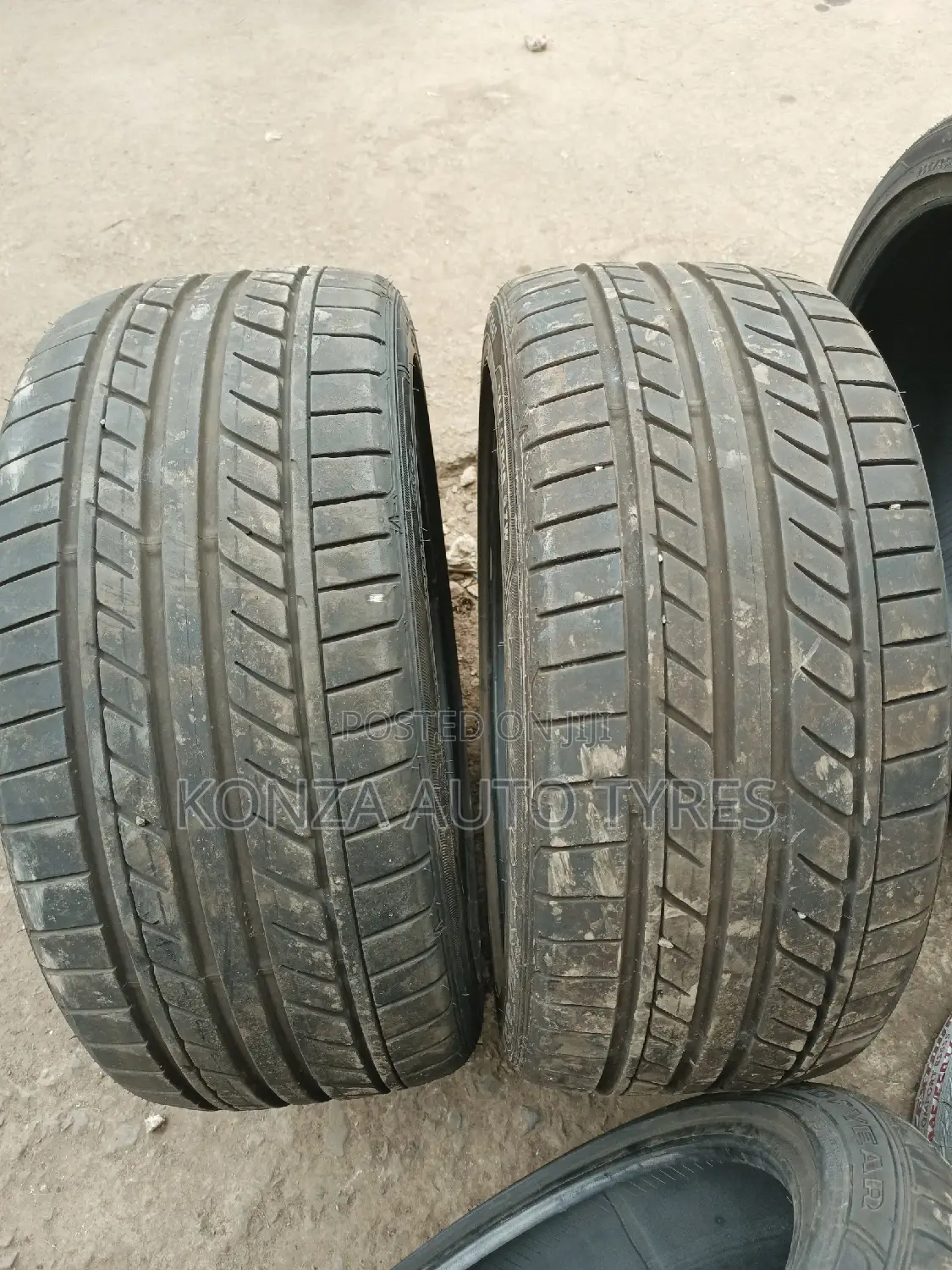 Dunlop Tyres Size 245/40r18 Per Pc