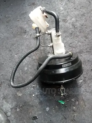 Brake Booster and Master Cylinder Nissan Nguruwe