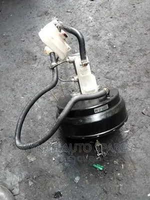 Brake Booster and Master Cylinder Nissan Nguruwe