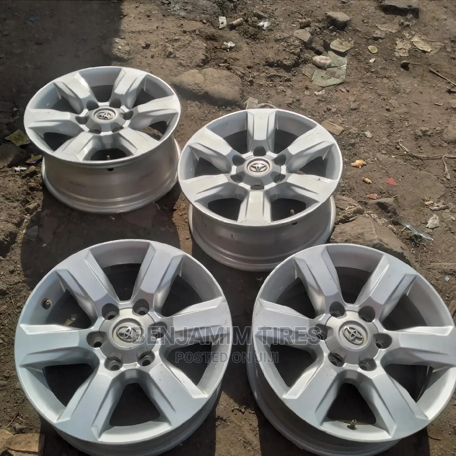 Original Prado Tx 150 Rims Sizes 17 Inch Set.