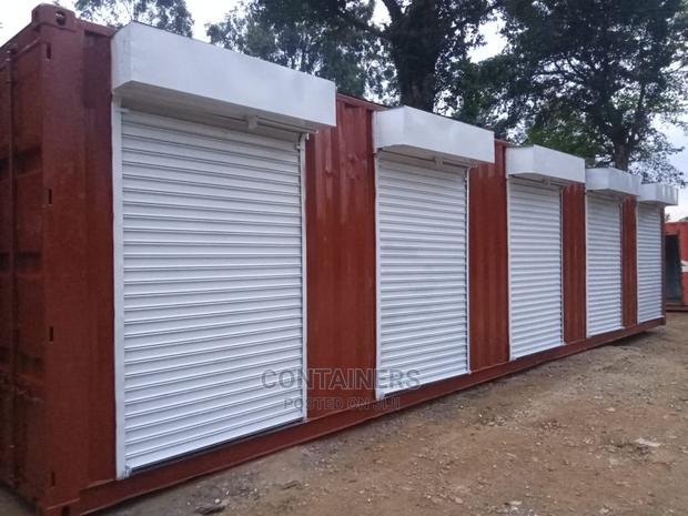 40ft Container With 5 Stalls Fully Customized - main view