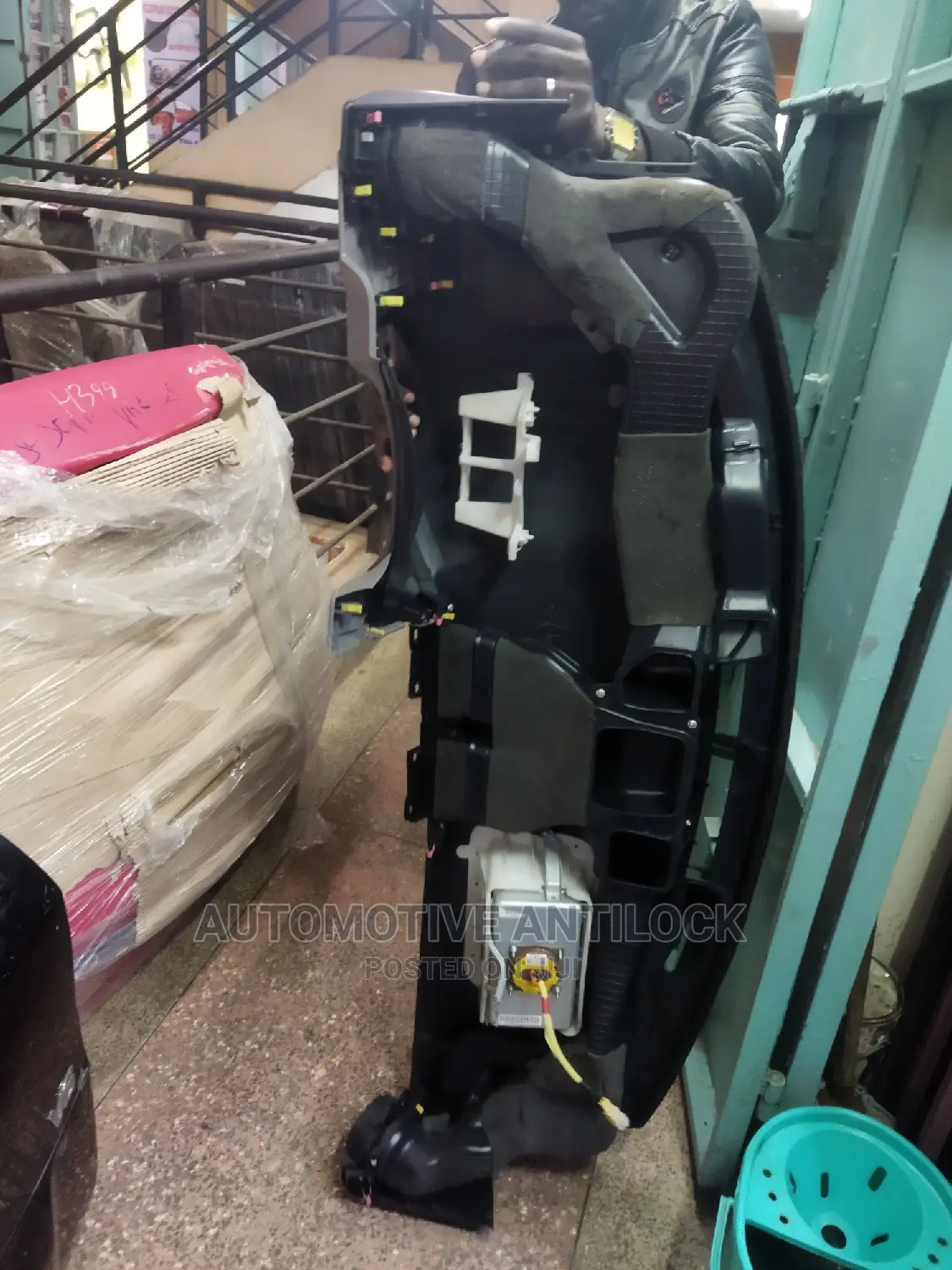 Nze/Fielder 2002 Dashboard