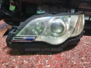 Subaru Legacy Bp/Bl Xenon Headlight With Washer