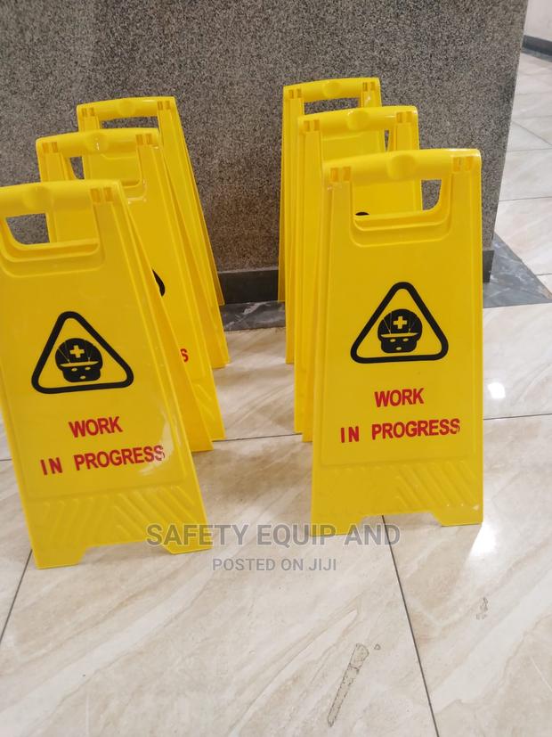 Generic Work in Progress Signage - main view