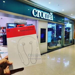 Oneplus Buds Z2 - main view