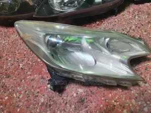 Nissan Note 2012-13 Nonxenon Headlight Assembly