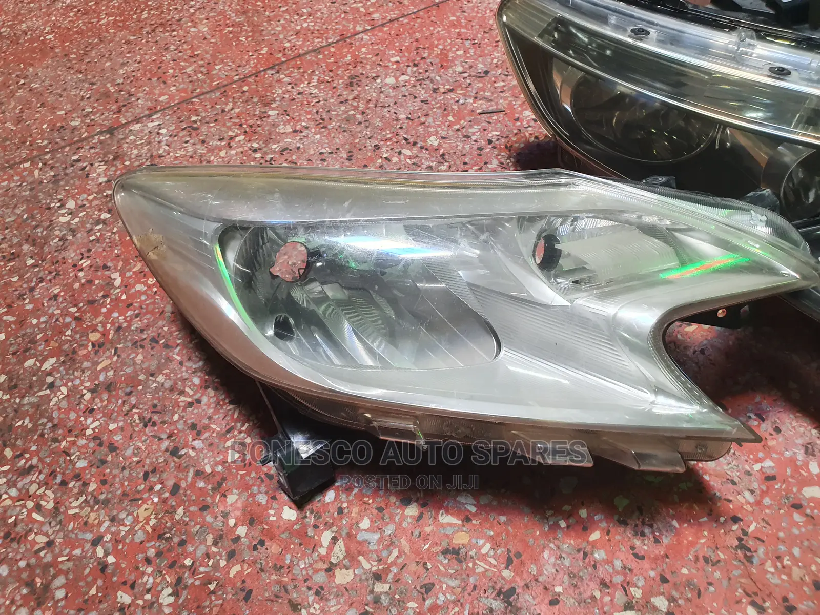 Nissan Note 2013 Nonxenon Headlight Assembly