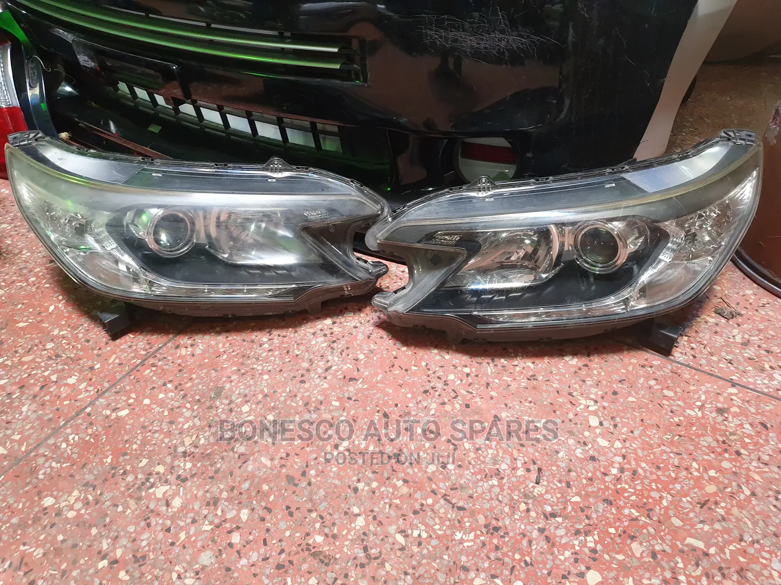 Honda CR-V RM1 Xenon Headlights