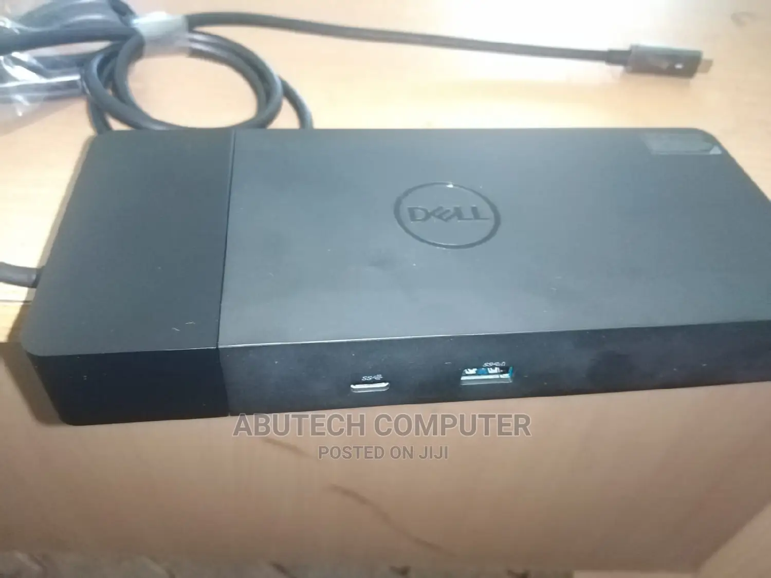 Dell Docking Station Wd19s