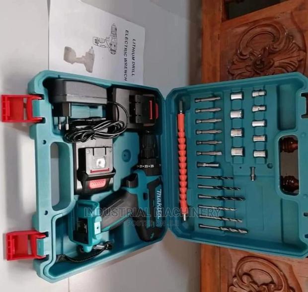 Makita Cordless Drill -Perfect Tool Set - main view
