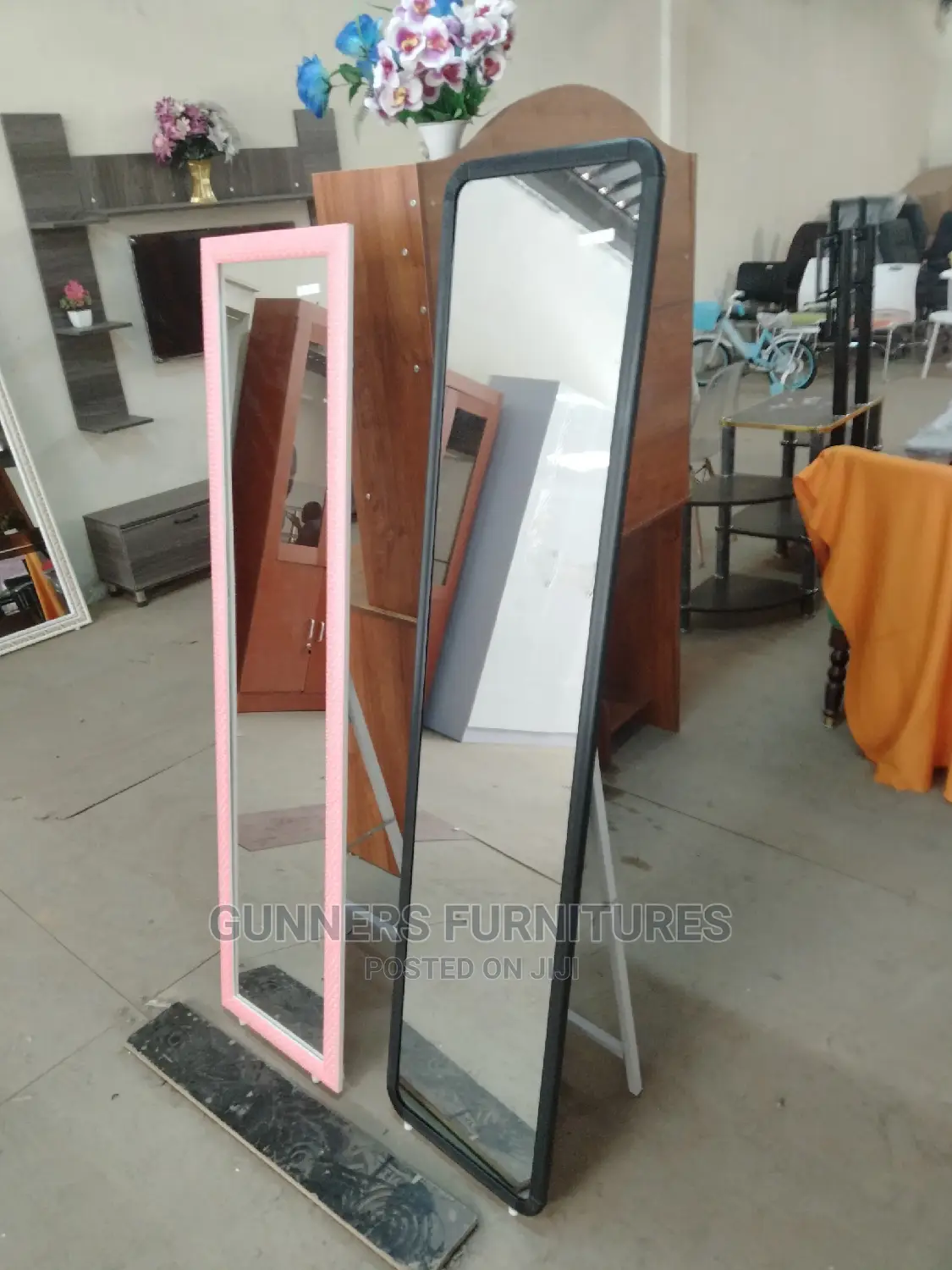 Dressing Mirror.