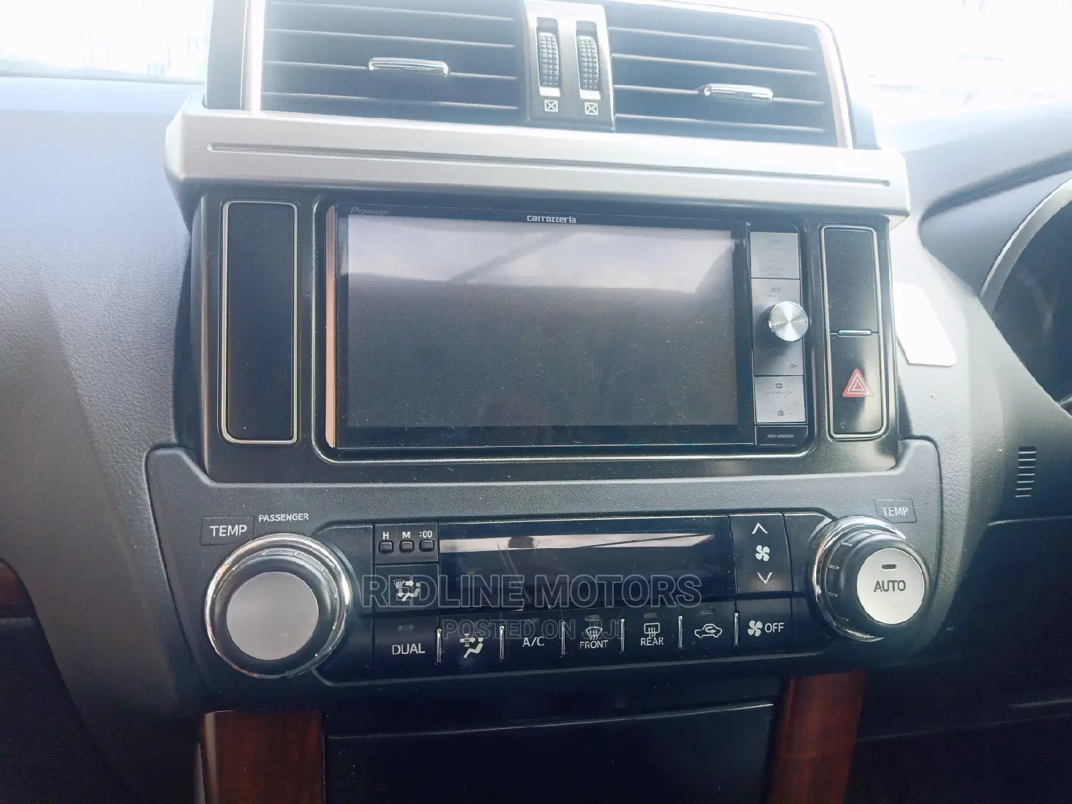 Toyota Land Cruiser Prado 2.8 2018 White